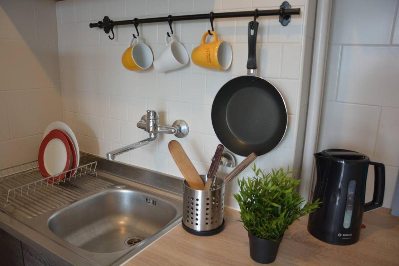 Ohmyhome - Sunny Apartment In City Center Warszawa Eksteriør bilde